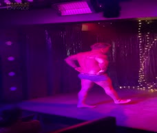 Km Zero Stripper (HQ)