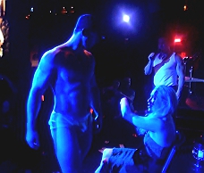 Hen Party Army Hunk (HQ)