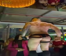Theatron Stripper (Twitter)