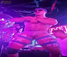 Bouncy Stripper (Twitter)