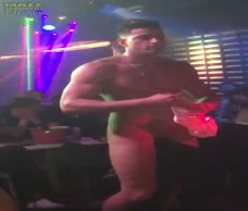 Sexy Dude (Twitter)