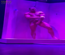 Chippendales Shower (Twitter)