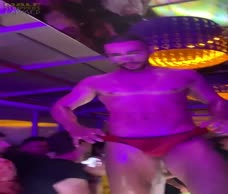 Theatron Stripper (Twitter)
