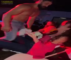 Sexy Lap Dance (Twitter)
